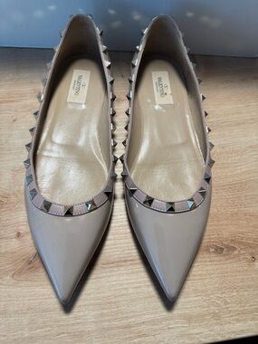 Valentino Taupe Patent Pointed Rockstud Flats
